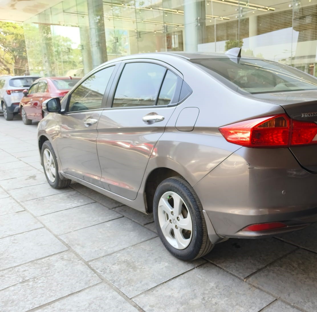 Honda City(2011-2014) 1.5 V Mt
